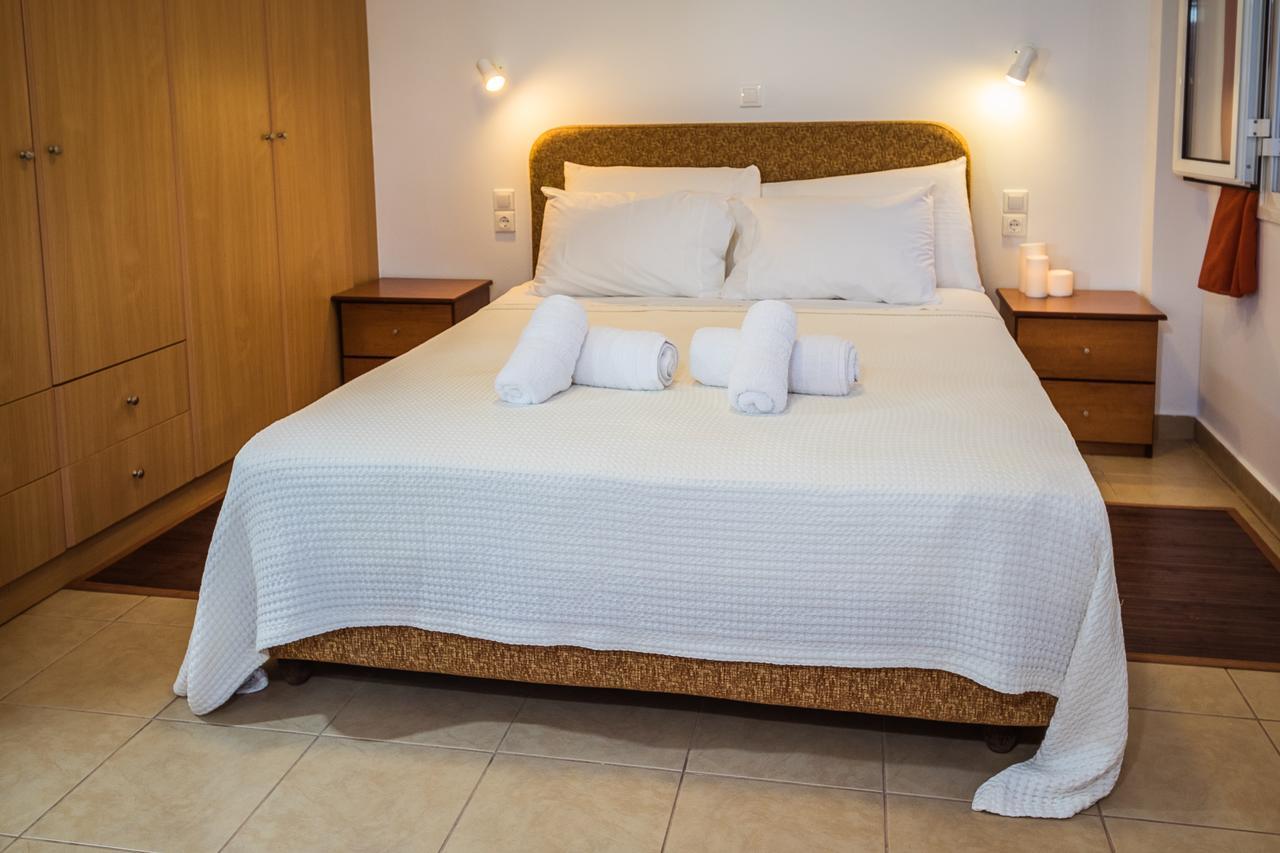 Romanos Beach Villas מראה חיצוני תמונה