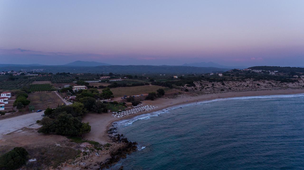 Romanos Beach Villas מראה חיצוני תמונה